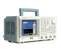 Генераторы сигналов произвольной формы серии Tektronix AFG3000