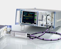 R&S FSMR измерительный приемник для калибровки генераторов и аттенюаторов