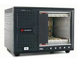 Keysight M9005A шасси формата PXIe на 5 слотов, высота 3U, встроенный системный модуль