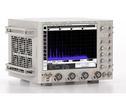 Agilent Infiniium 90000Q серия 4-х канальных осциллографов с полосой пропускания в 63ГГц