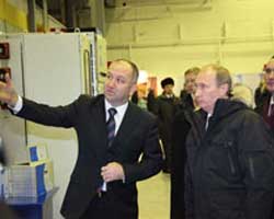Председатель Правительства России В.В. Путин посетил  25.01.10 выставку  продукции предприятий Чувашии