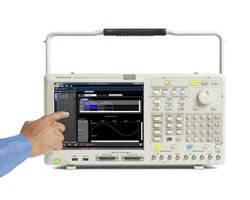 Tektronix AWG4162 многофункциональный генератор сигналов с тремя режимами работы